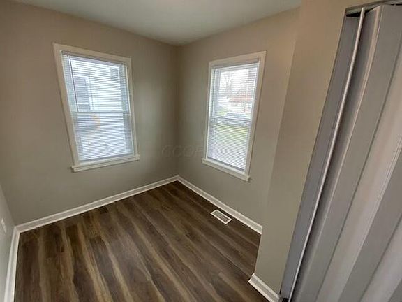 4th image of 2983 Hiawatha St