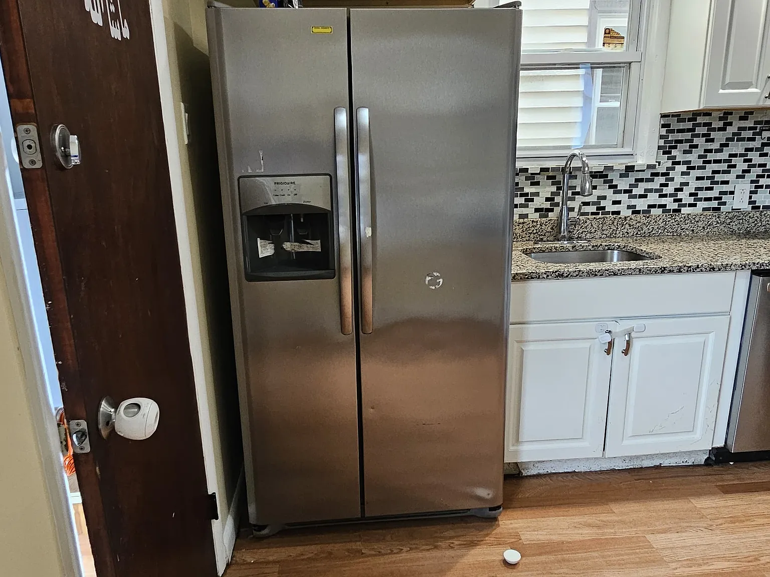 2 bed, 900 sqft, $2,200 — Photo 4