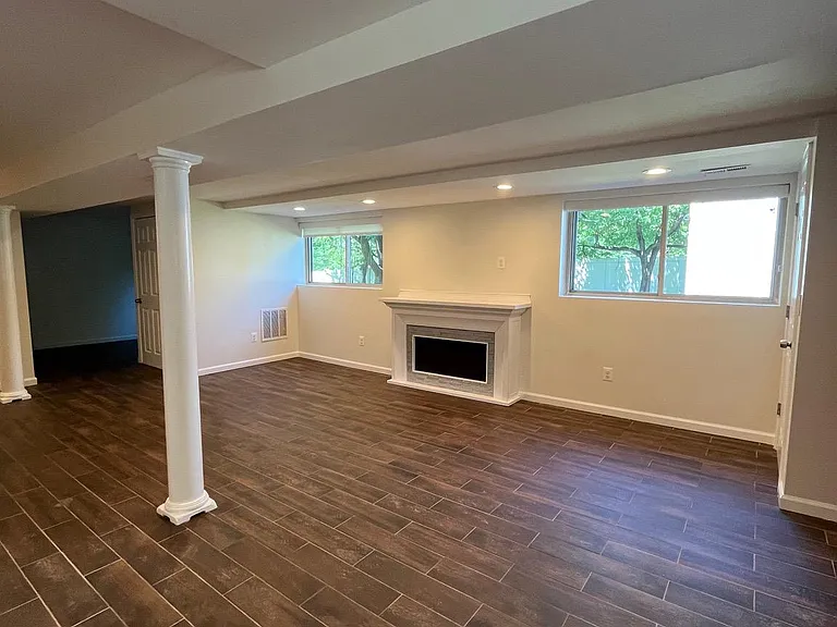 3440 Skyview Ter — Photo 43