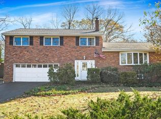 48 Douglas Dr, Towaco, NJ 07082