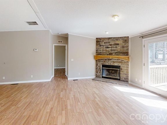 4th image of 3441 Laboratory Rd