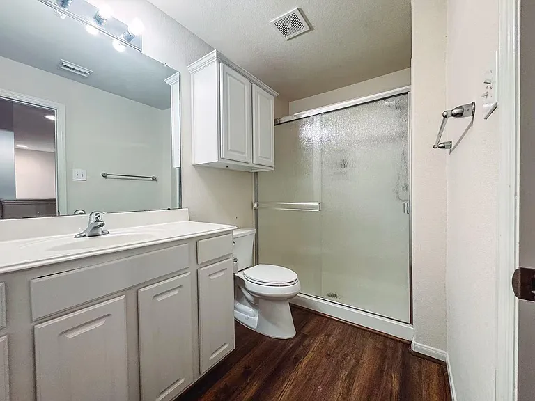 3923 Calgary Cir — Photo 21