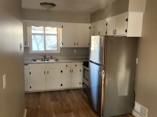 3832 9th Ave #1, Anoka, MN 55303