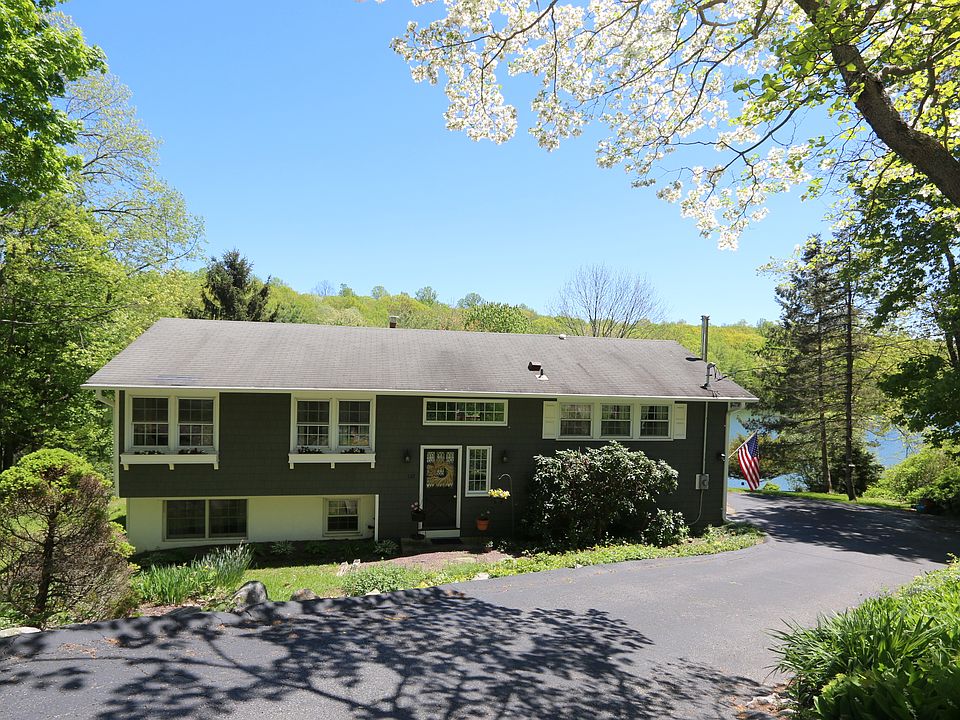 1st image of 132 Macgregor Dr