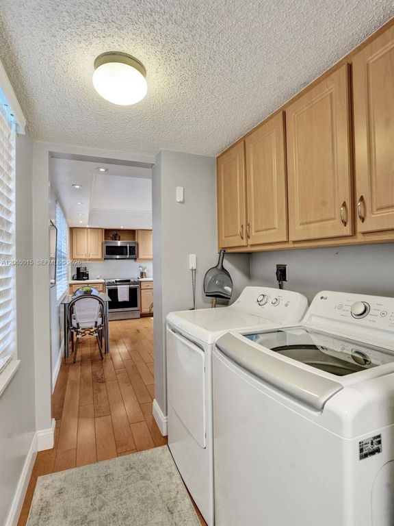 808 Cypress Blvd APT 409, photo 4