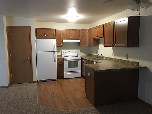 3rd image of 15 Murdock St #15