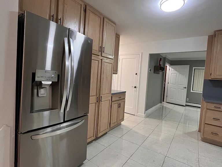 Lucille Ave — Photo 3