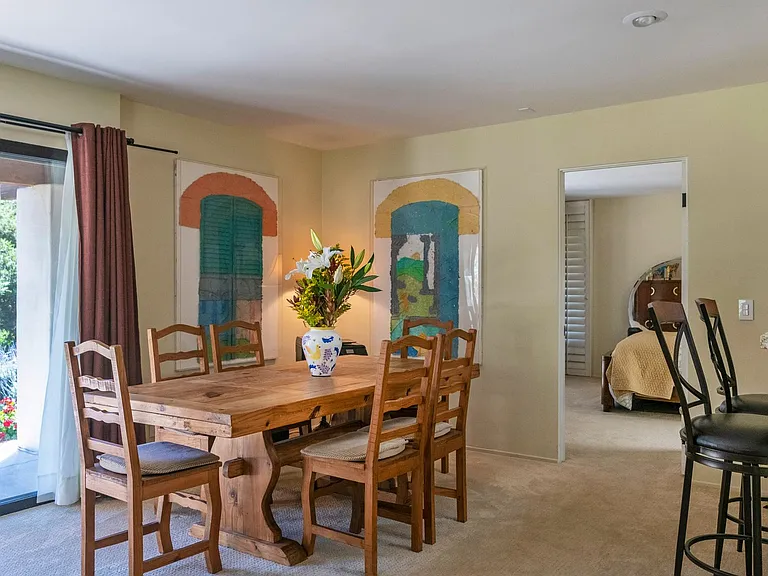 525 Las Palmas Dr — Photo 7