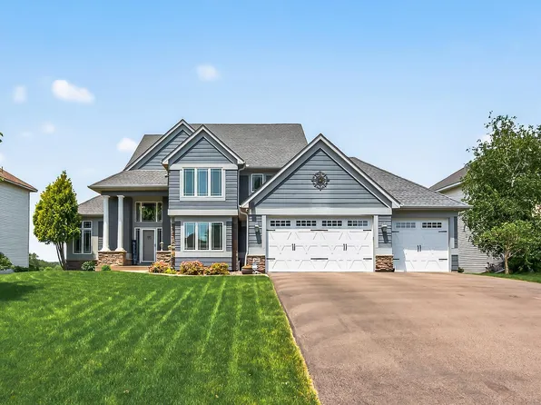 2692 Eagle Valley Dr, Woodbury, MN 55129