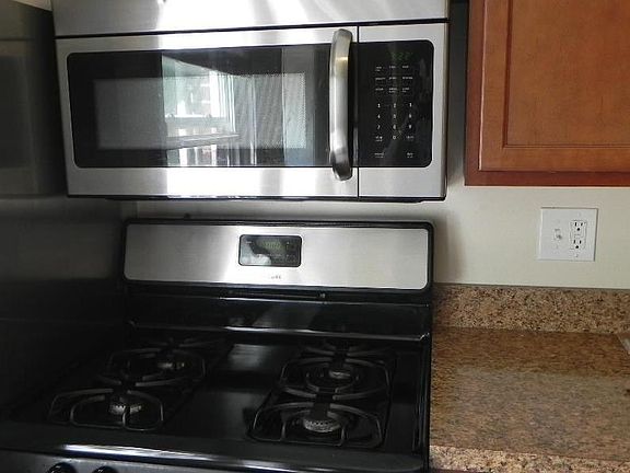 Gas Cooking & Built-in Microwave