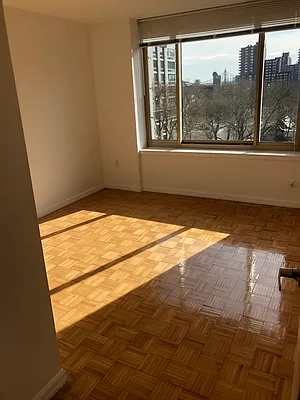 Rented by Bozzuto Management | media 100