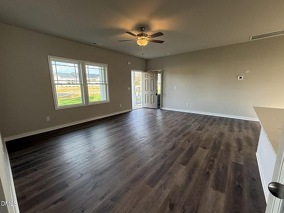 4th image of 180 Jacobs Ridge Dr