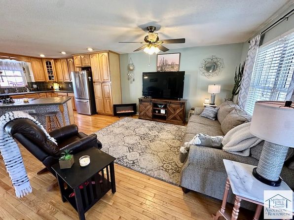 23 Mills School Rd, Claudville, VA 24076