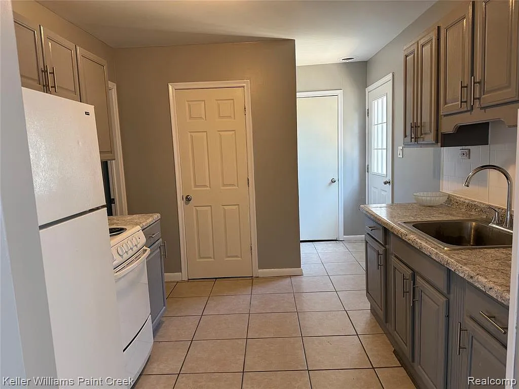 1 bed, 1.0 bath, 600 sqft, $950 — Photo 4