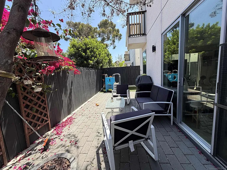 1166 Holly Ave #7 — Photo 19