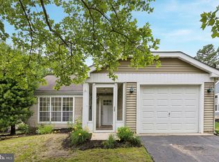 114 Gramercy Pl, Southampton, NJ 08088