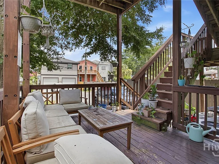 2308 Barnard St — Photo 22