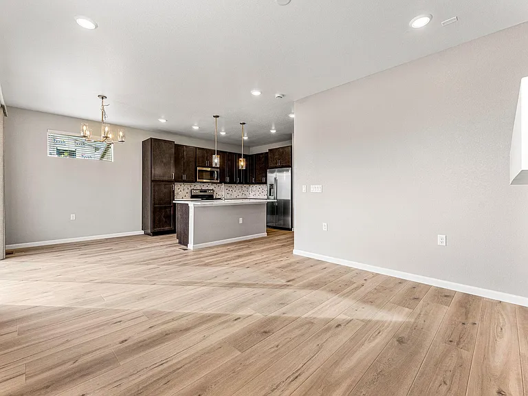 Shawnee Ln — Photo 19