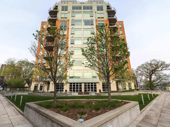 350 South Hamilton STREET #904, Madison, WI 53703