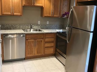 1225 SE Main St, Portland, OR 97214