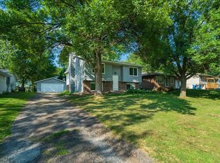 2293 13th Ave E, North Saint Paul, MN 55109