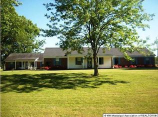 4095 Desoto Rd, Horn Lake, MS 38637
