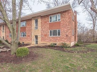 203 Monclay Ct APT 1W, Saint Louis, MO 63122