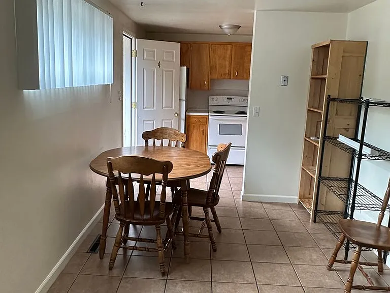 580 E 600 N — Photo 29