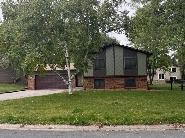 1980 Timber Wolf Trl N, Eagan, MN 55122