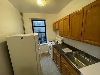 Rented by Premier One Realty LLC