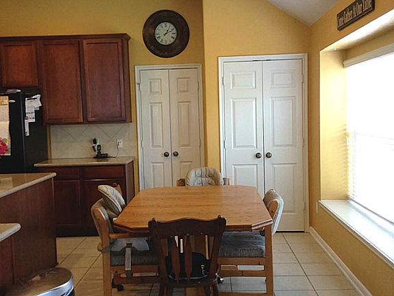 3rd image of 13614 Brighton Park Dr