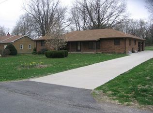 5018 Terry Dr, Alton, IL 62002