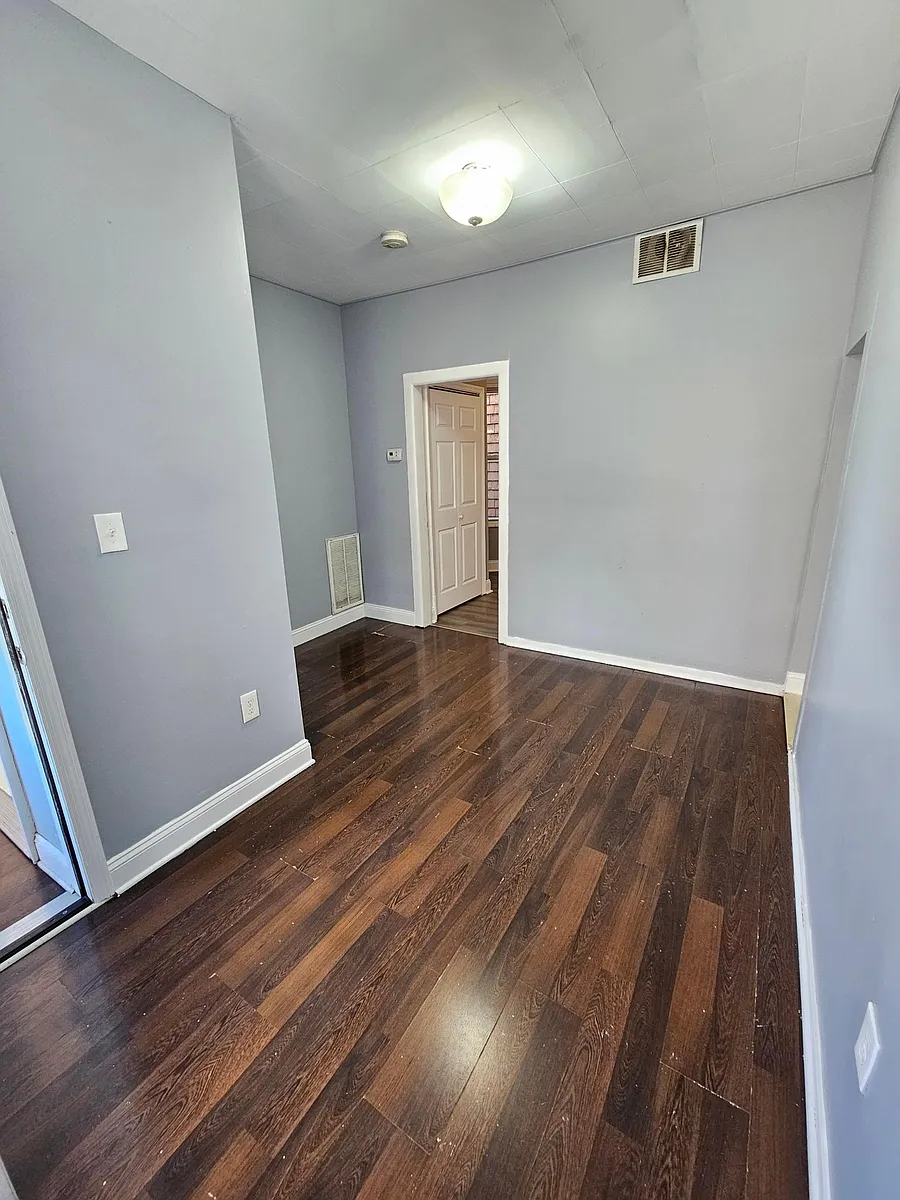 Building Photo - 654 20th Ave #2