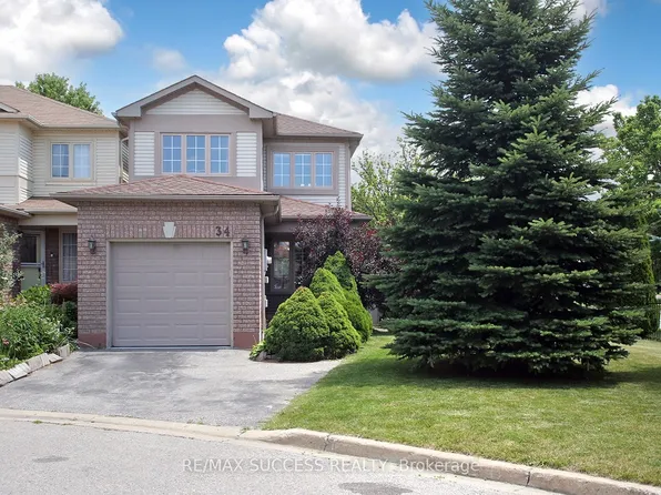 34 Greengrove Way, Whitby, ON L1R 2N4