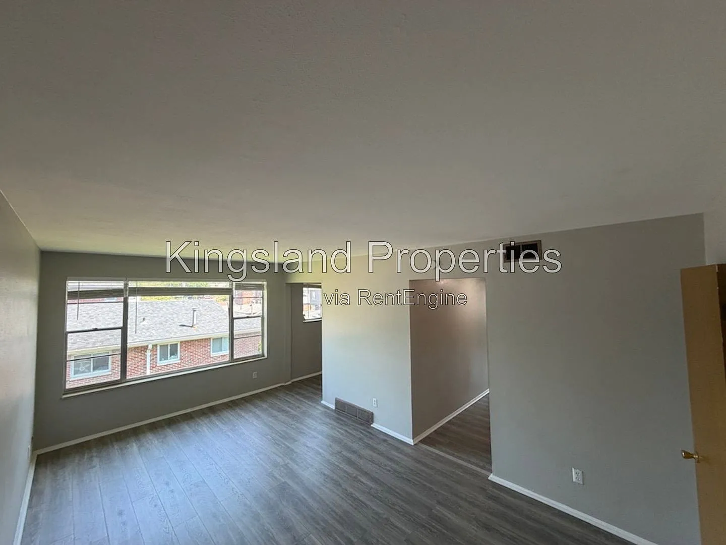 2 bed, 1.0 bath, 710 sqft, $975 — Photo 1