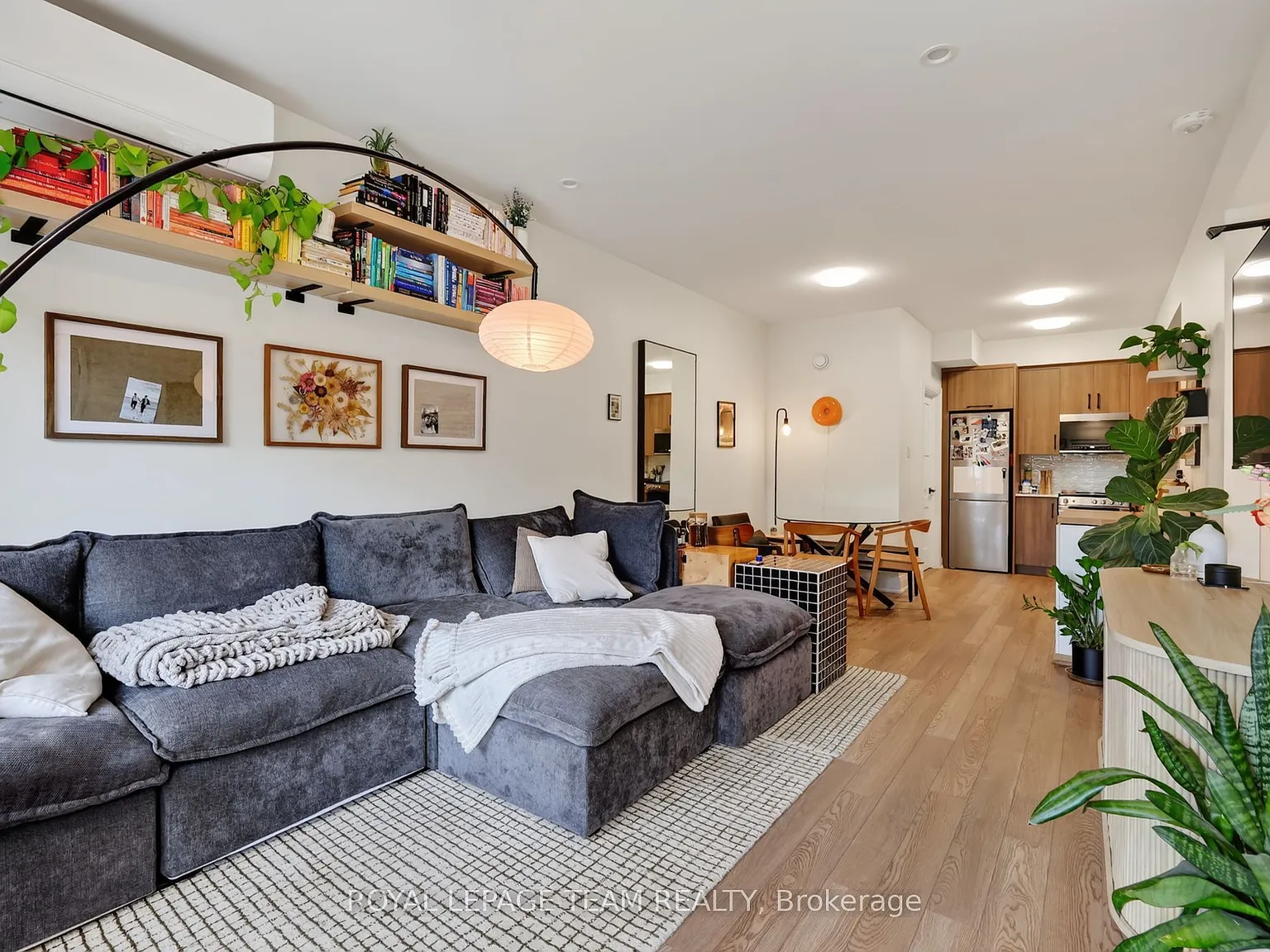 2 bed, $2,395 — Photo 4