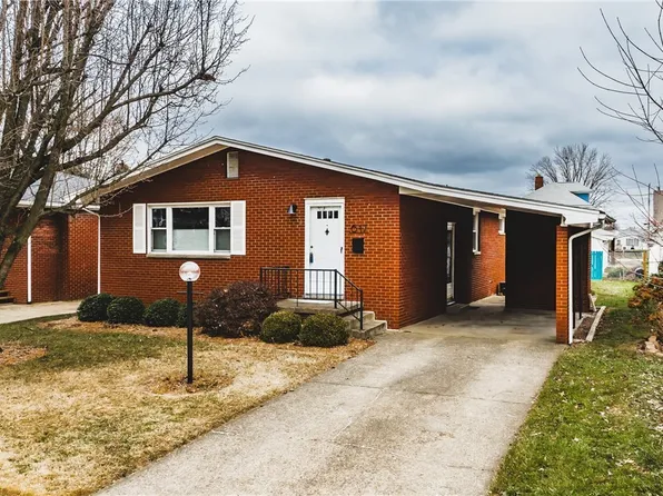 617 27th St, Vienna, WV 26105