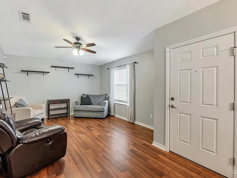 4658 Canter Row — Photo 9