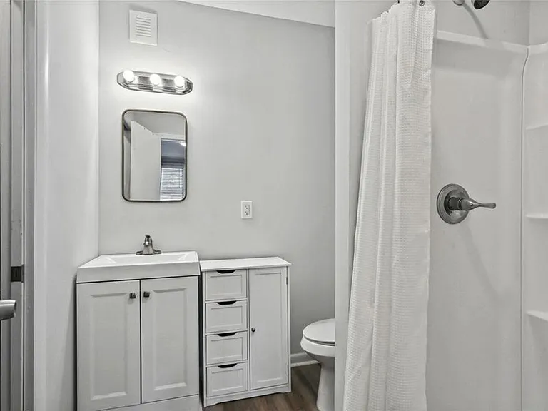 2363 Beverly Ln SW — Photo 15