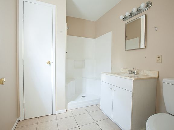 4th image of 107 Goodson Ave APT 44