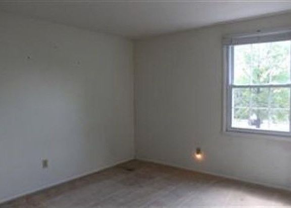 4th image of 624 Smokerise Dr
