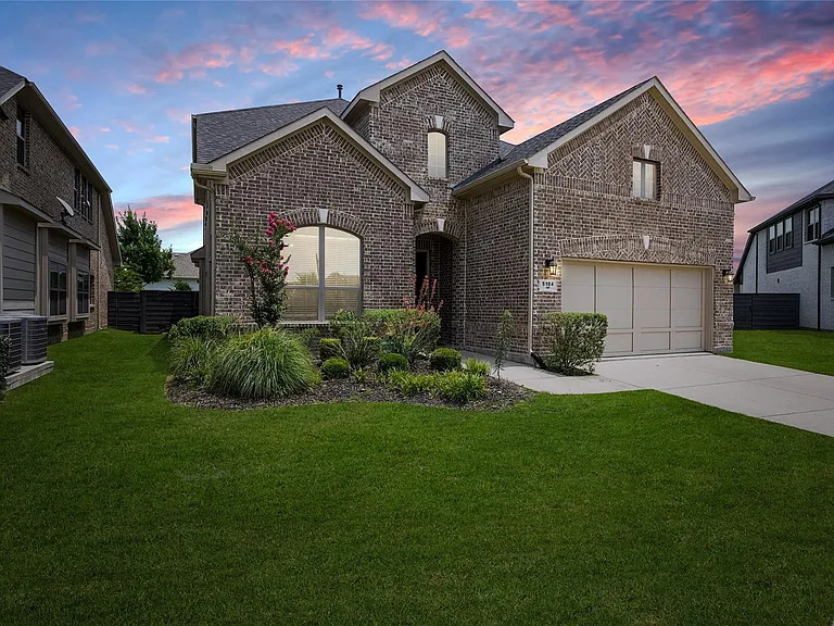 5104 Shallow Pond Dr — Photo 2