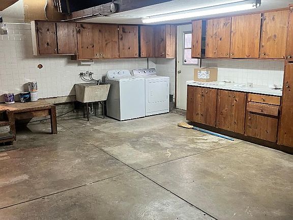 5th image of 1218 Edgewood Way