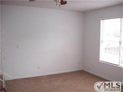 4th image of 134-140 E Northfield Blvd