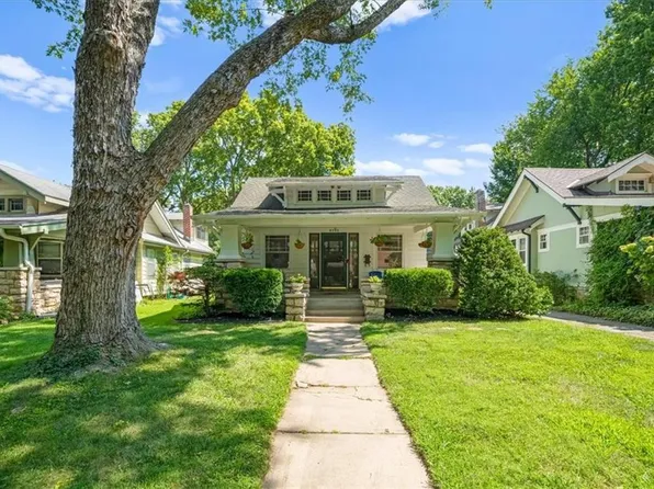 5733 Kenwood Ave, Kansas City, MO 64110