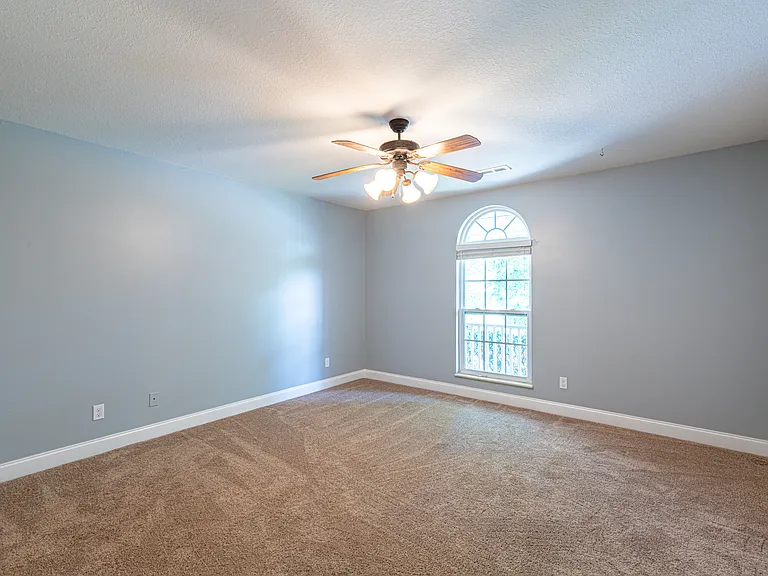 3029 Champions Dr — Photo 22