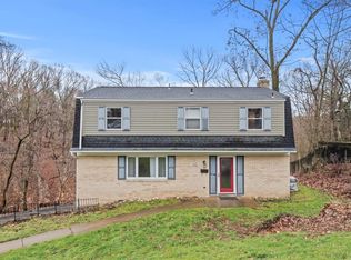 122 Harding Rd, Pittsburgh, PA 15229