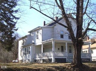 4 Jefferson Ave, Danbury, CT 06810