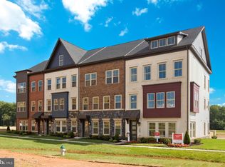 48 Bleeker Pl #1, Gaithersburg, MD 20878