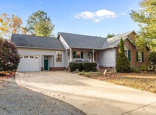 69 Deer Run Ct, Angier, NC 27501